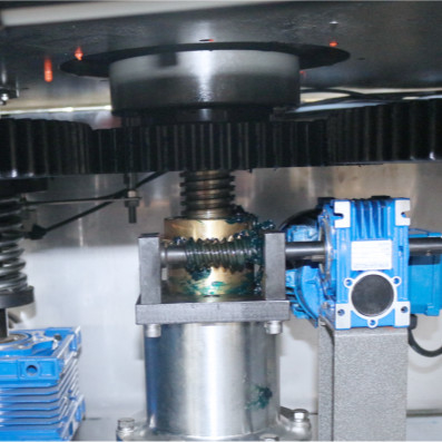6500 BPH Mesin Penutup Otomatis Tipe Rotary FX-8AH 80ml-1000ml Dengan 8 Kepala Penutup