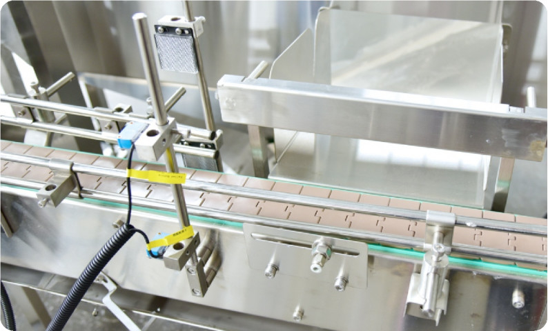 Robot Botol Unscrambler Mesin LP-200E Cepat Botol Ukuran Switch 50-1000ml