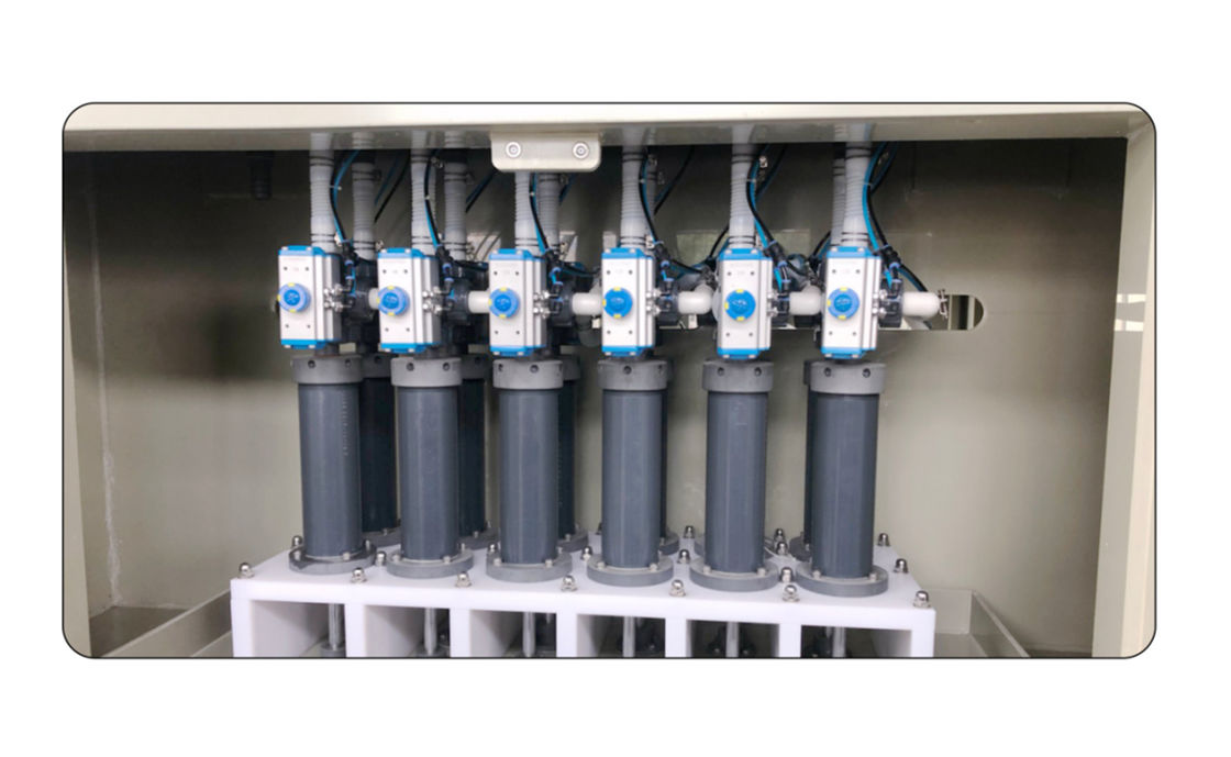 Mesin Penuh Pesticide dengan layar sentuh Range Penuh 5-50ml Peralatan stainless steel untuk kemasan kimia pertanian