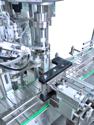 Automatic Capping Machine Featuring Cap Grabbing and Capping Mechanism Suitable for Various Bottle Cap Specifications