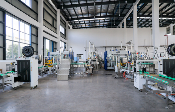 16 Nozel Mesin Pengisian Pestisida Mesin Pengemasan 50-1000mL 60 Bpm